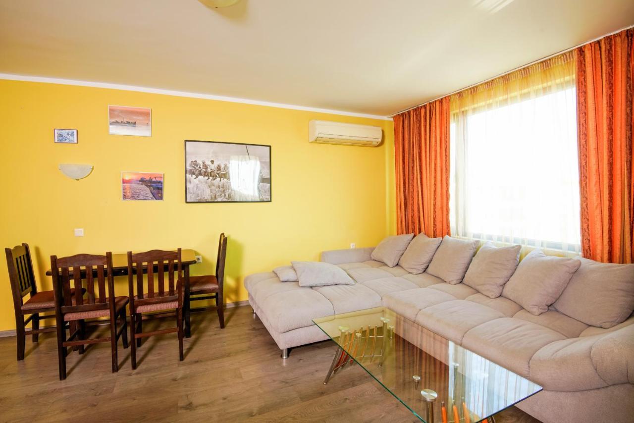 Evi Apartments 2 Pomorie Exterior photo