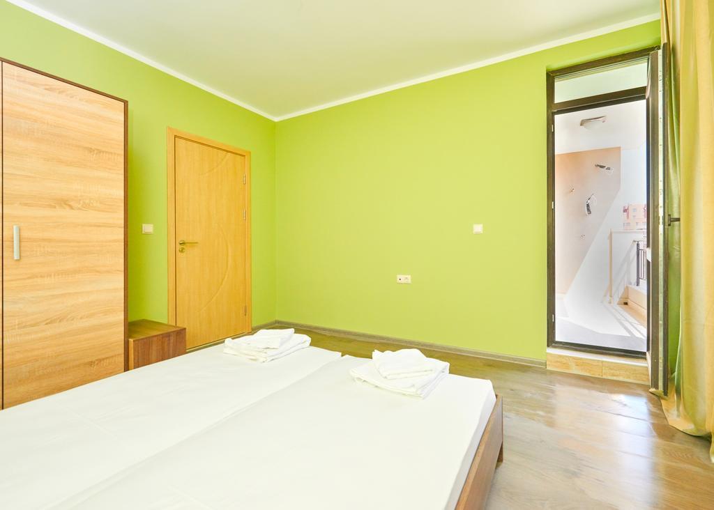 Evi Apartments 2 Pomorie Room photo
